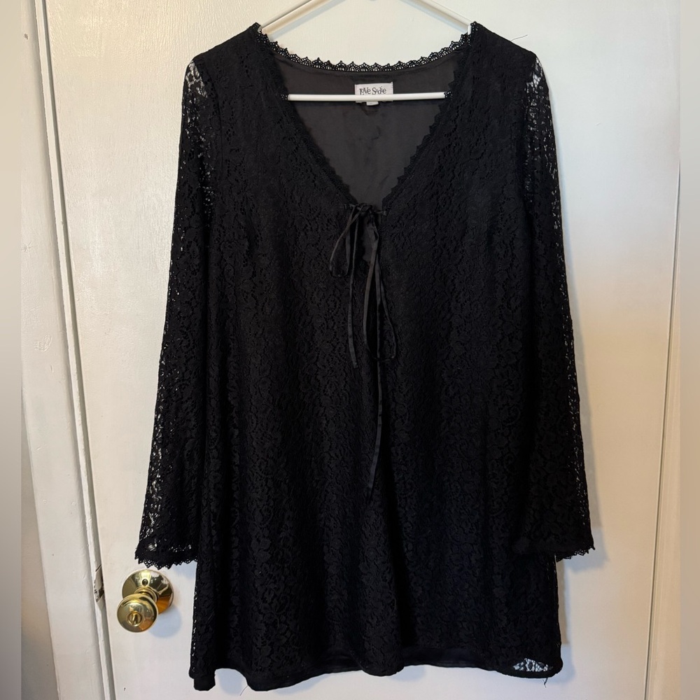 Love Sadie Bell Sleeve Mini Dress